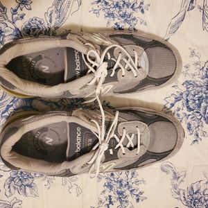 Women's Grey New Balance 992 Size 8